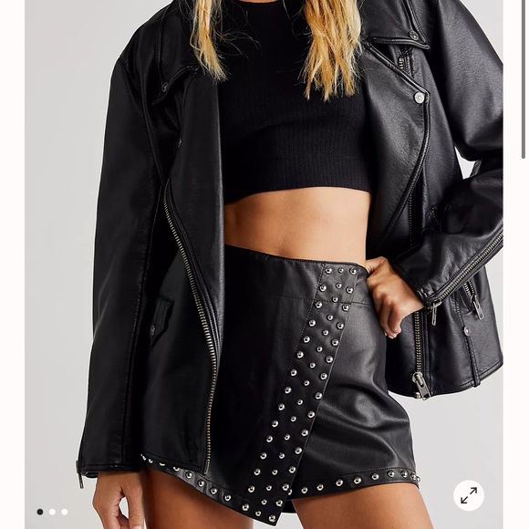 Free People Emmy Mini Studded Skort Size 6 - Picture 2 of 6